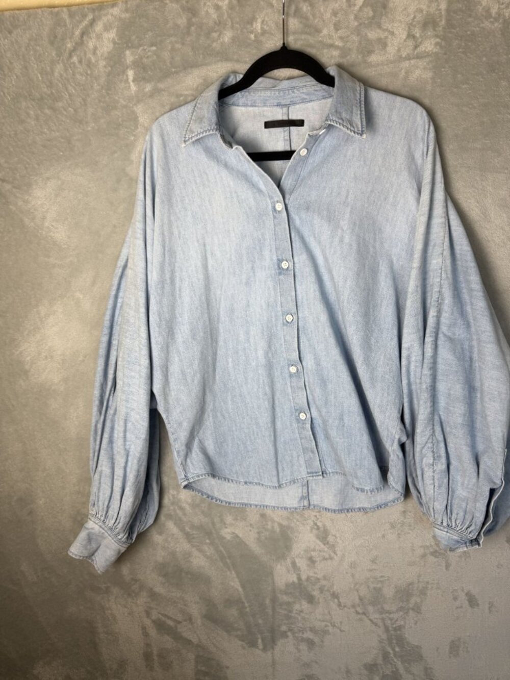 TOMBOY Womens Small Light Chambray Balloon Sleeve Button Down Shirt 100% COTTON - Picture 2 of 5